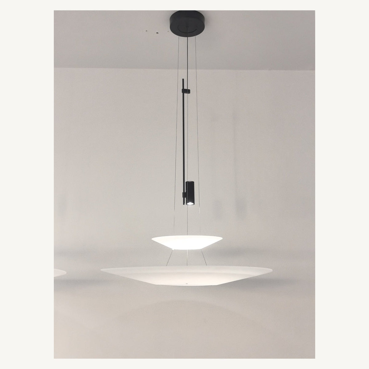 
Layered Acrylic Disc LED Pendant Light