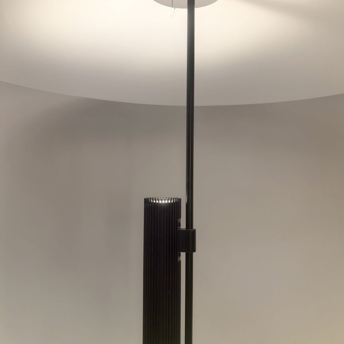 
Layered Acrylic Disc LED Pendant Light